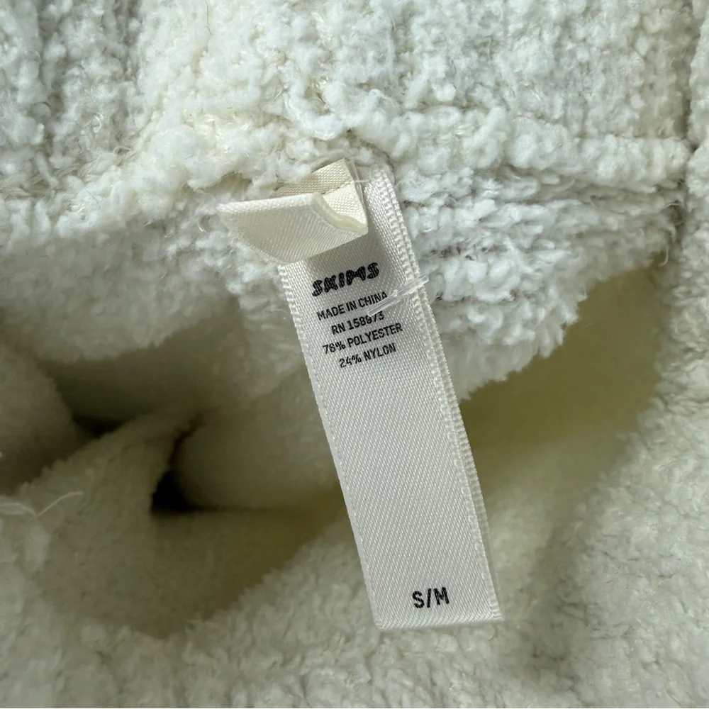 SKIMS cozy knit pants size S/M - Picture 6 of 6